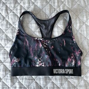 Excellent Condition Victoria’s Secret Sports Bra Size Small